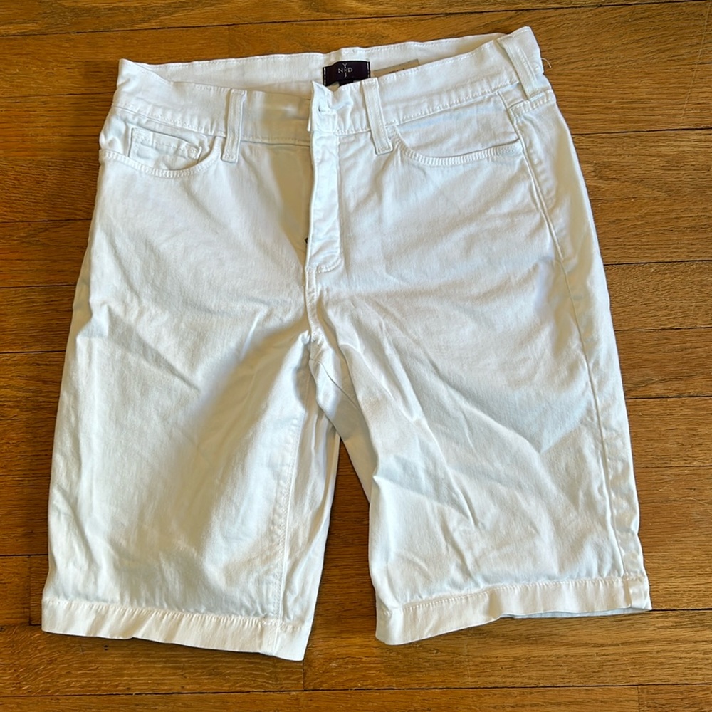 NYD jeans Bermuda shorts. White size 4